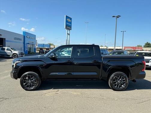 2024 Toyota Tundra Platinum