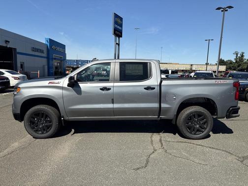 Sterling Gray Metallic 2026 Chevrolet Silverado 1500 LT Trail Boss