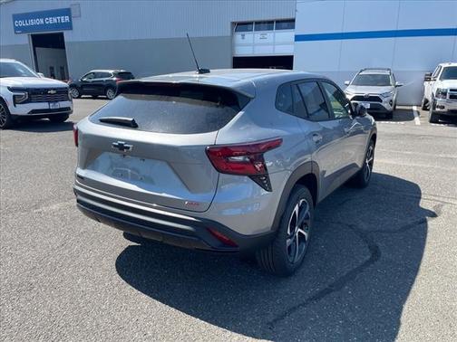 2025 Chevrolet Trax FWD 1RS