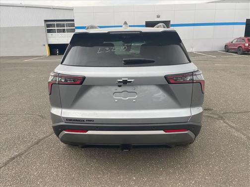 Sterling Gray Metallic 2026 Chevrolet Equinox 1LT