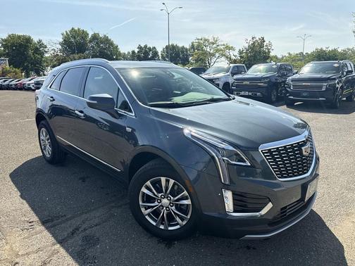 Shadow Metallic 2021 Cadillac XT5 Premium Luxury
