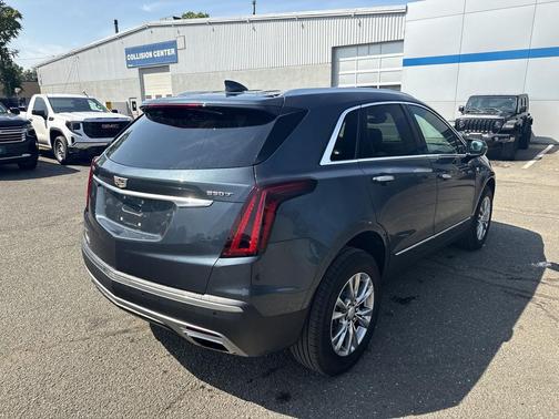 Shadow Metallic 2021 Cadillac XT5 Premium Luxury
