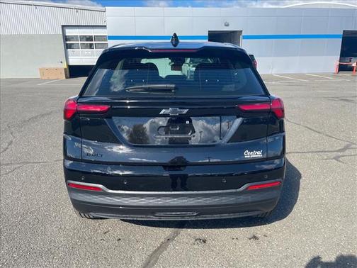 Mosaic Black Metallic 2027 Chevrolet Bolt LT FWD