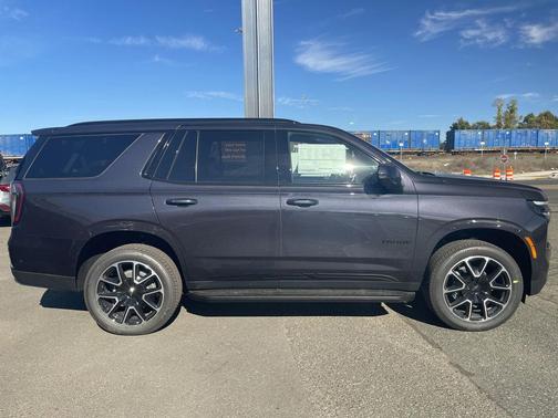 Dark Ash Metallic 2027 Chevrolet Tahoe RST, 4WD