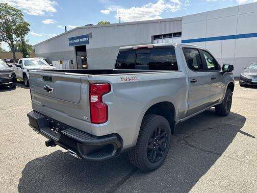 Sterling Gray Metallic 2026 Chevrolet Silverado 1500 LT Trail Boss
