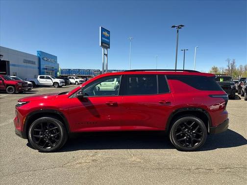 Radiant Red Tintcoat 2025 Chevrolet Traverse RS