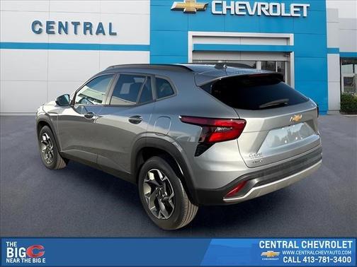 Sterling Gray Metallic 2024 Chevrolet Trax LT