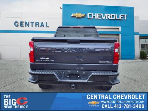 2022 Chevrolet Silverado 1500 Custom Trail Boss