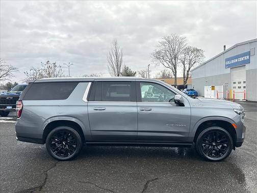 2021 Chevrolet Suburban 4WD High Country