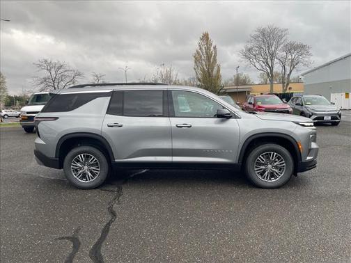 Sterling Gray Metallic 2026 Chevrolet Traverse LT