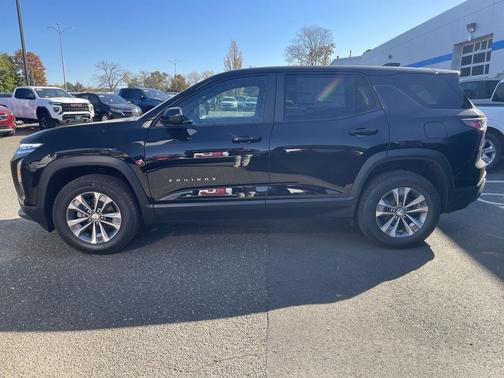 Mosaic Black Metallic 2027 Chevrolet Equinox 1LT