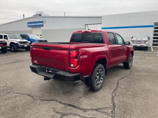 Radiant Red Tintcoat 2026 Chevrolet Colorado Z71