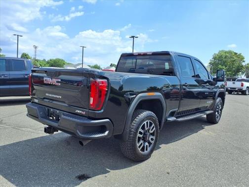 2022 GMC Sierra 2500 AT4