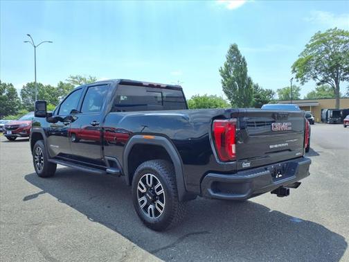 2022 GMC Sierra 2500 AT4