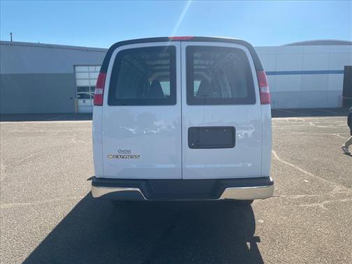 Summit White 2026 Chevrolet Express 2500 LT