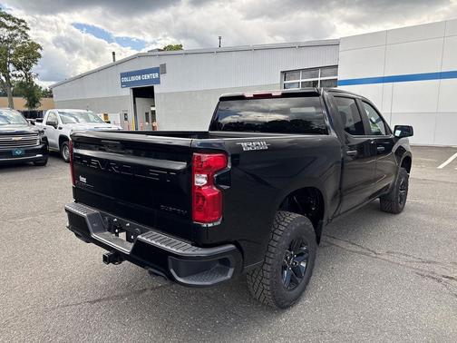 Black 2026 Chevrolet Silverado 1500 Custom Trail Boss