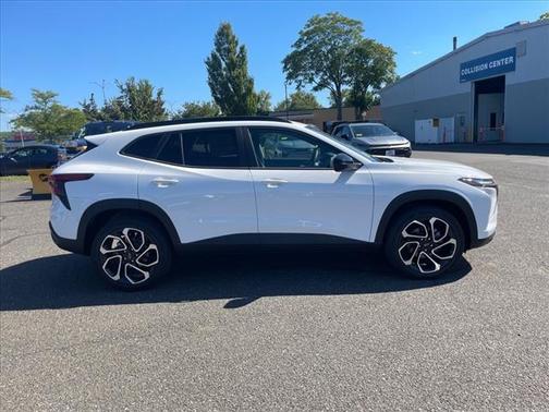 2025 Chevrolet Trax FWD 2RS