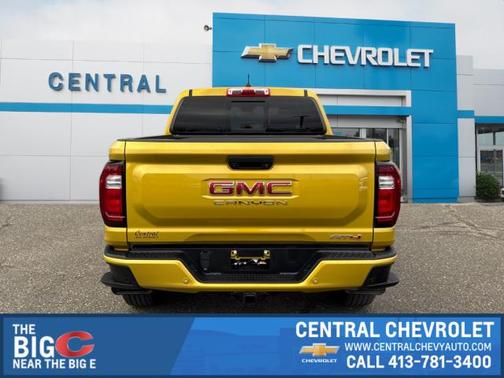2024 GMC Canyon AT4