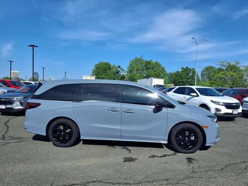 2024 Honda Odyssey Sport