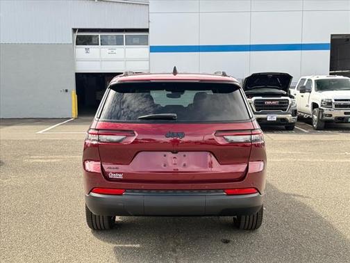 2024 Jeep Grand Cherokee L Altitude