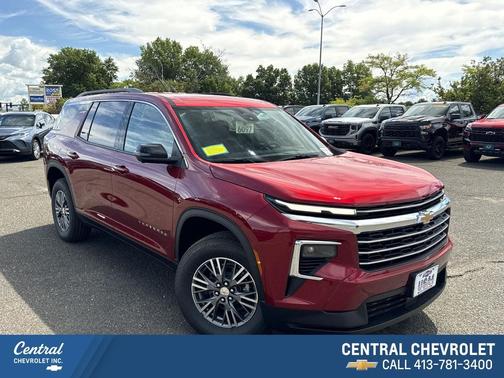 Radiant Red Tintcoat 2027 Chevrolet Traverse LT