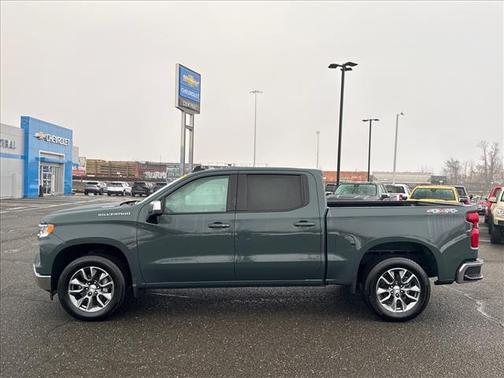 2025 Chevrolet Silverado 1500 LT