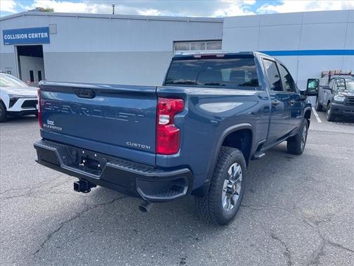 2025 Chevrolet Silverado 2500 Custom