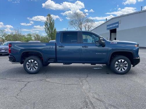 2025 Chevrolet Silverado 2500 Custom
