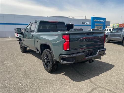 Cypress Gray 2026 Chevrolet Silverado 2500 LT