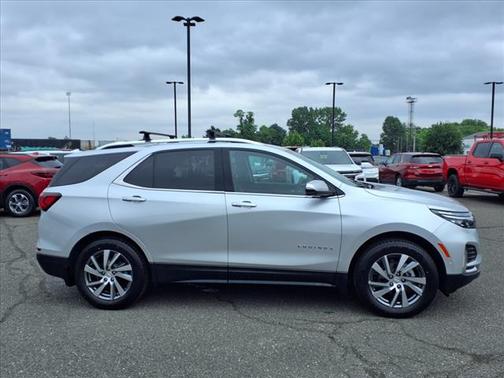 2022 Chevrolet Equinox Premier w/1LZ