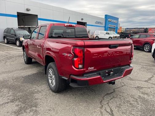 2025 Chevrolet Colorado WT