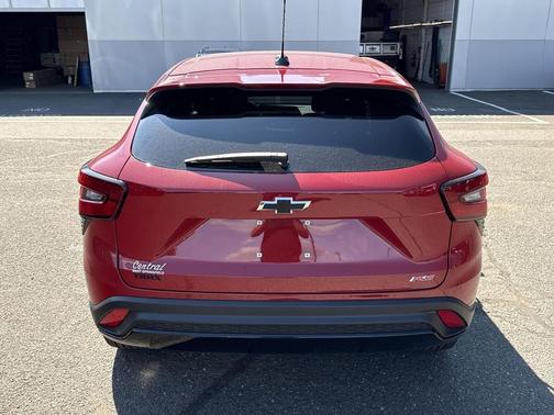 Apex Red 2026 Chevrolet Trax FWD 1RS