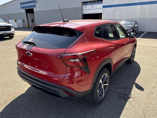 Apex Red 2026 Chevrolet Trax FWD 1RS