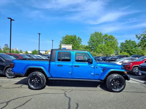 2022 Jeep Gladiator Willys 4x4
