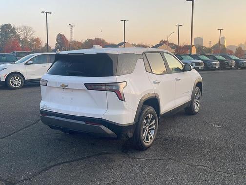 Summit White 2027 Chevrolet Equinox 1LT