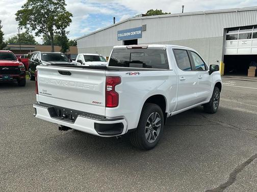 Summit White 2026 Chevrolet Silverado 1500 RST