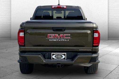 2023 GMC Canyon Denali