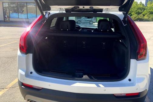 2022 Cadillac XT4 Premium Luxury