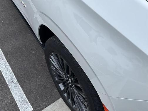 Crystal White Tri-Coat 2023 Cadillac Escalade ESV V-Series