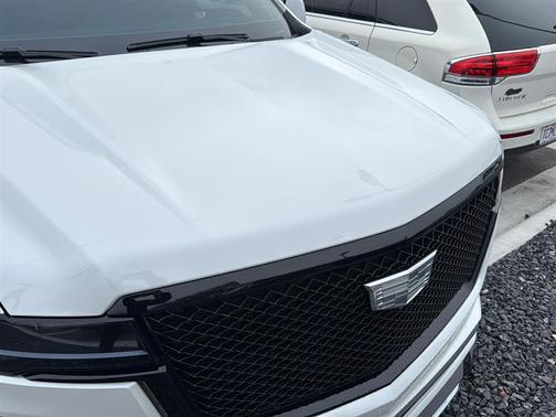 Crystal White Tri-Coat 2023 Cadillac Escalade ESV V-Series