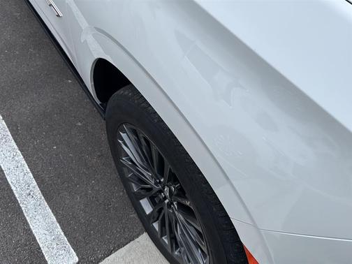Crystal White Tri-Coat 2023 Cadillac Escalade ESV V-Series