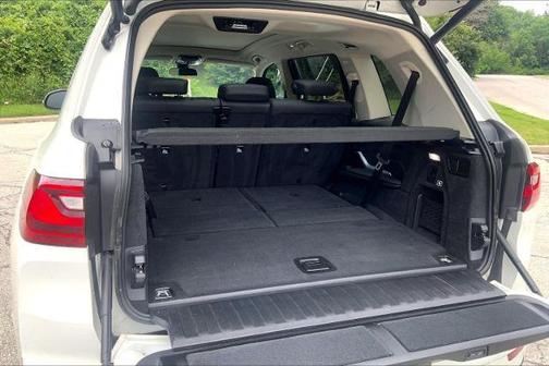 Alpine White 2022 BMW X7 xDrive40i