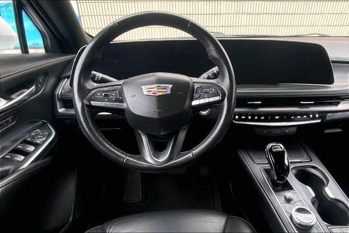 Crystal White Tri-Coat 2024 Cadillac XT4 Premium Luxury