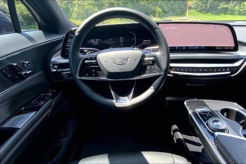 Stellar Black Metallic 2024 Cadillac LYRIQ Luxury