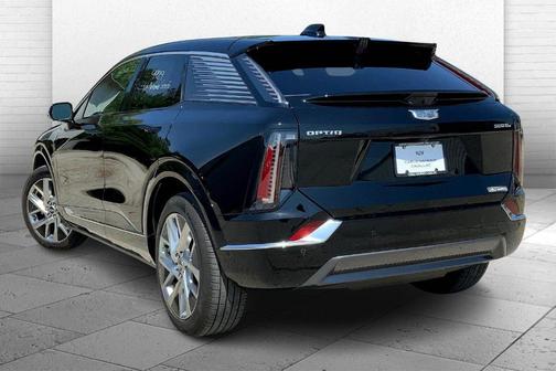 2025 Cadillac OPTIQ Luxury