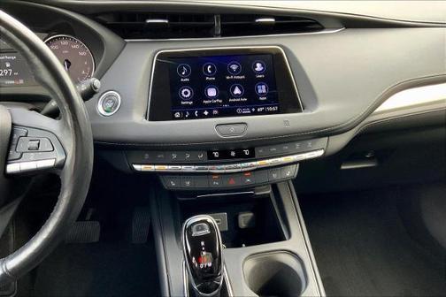 2021 Cadillac XT4 Premium Luxury