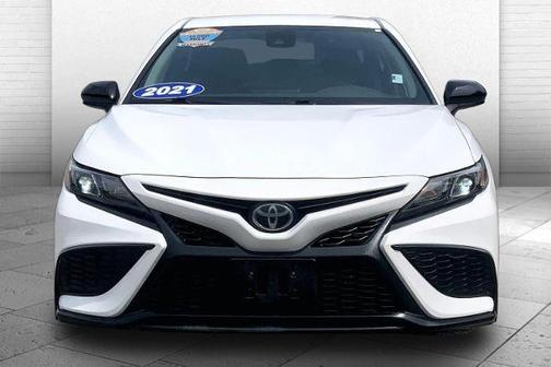 Super White 2021 Toyota Camry SE Nightshade