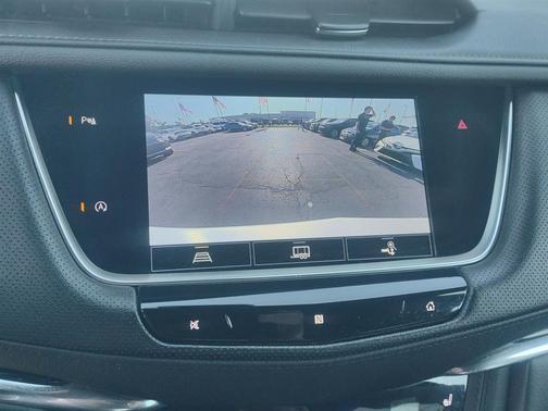 Crystal White Tri-Coat 2021 Cadillac XT5 Premium Luxury