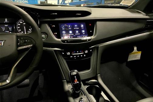 2025 Cadillac XT6 Luxury AWD