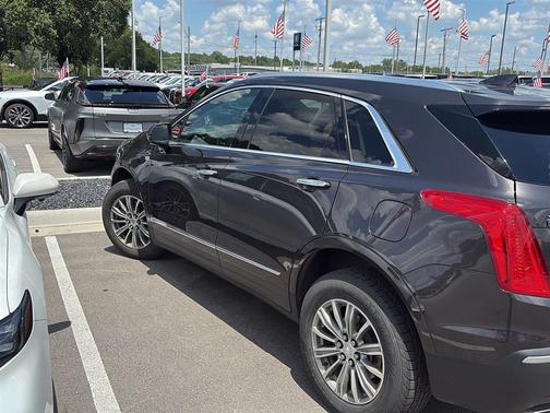 Dark Granite Metallic 2019 Cadillac XT5 Luxury
